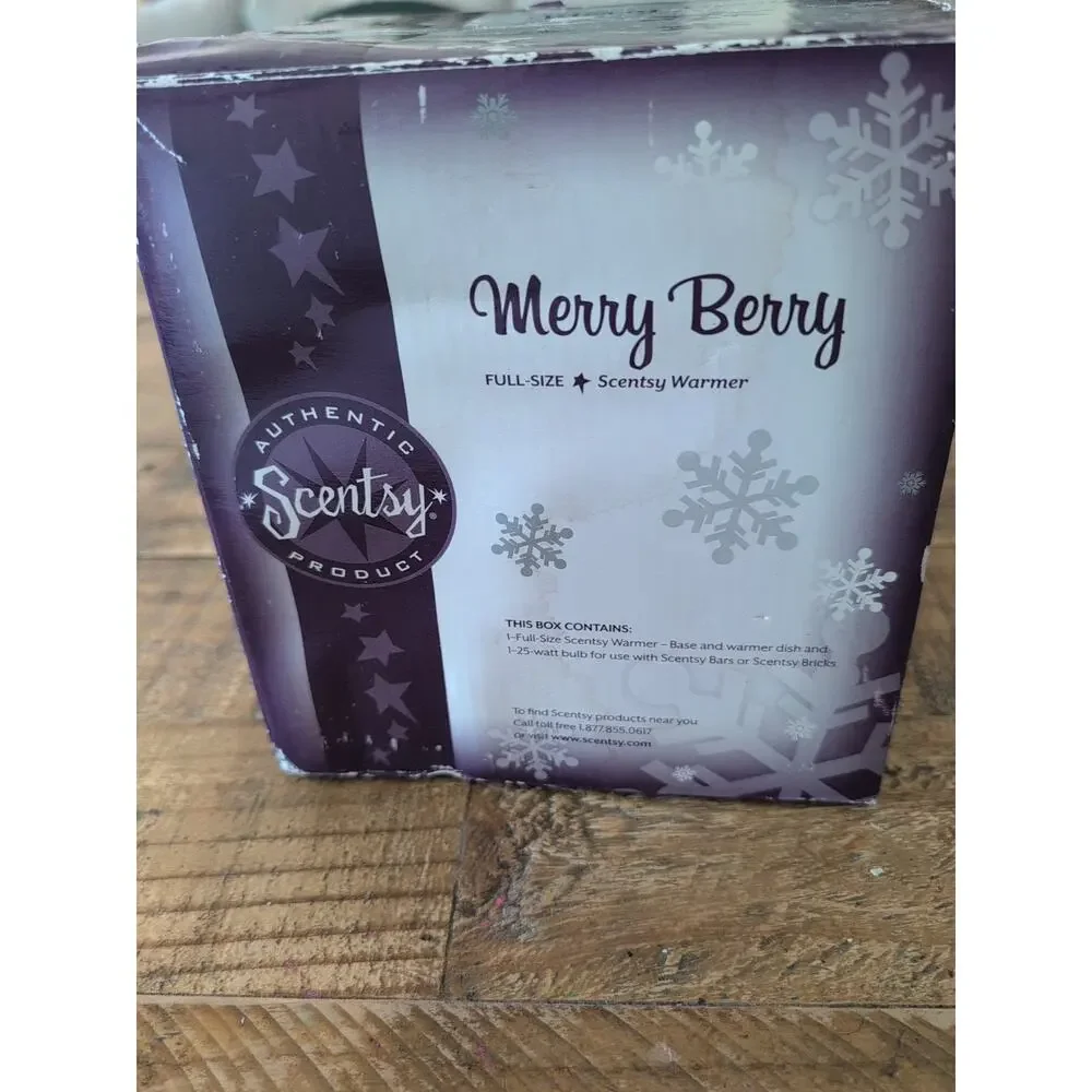 Scentsy Merry Berry Christmas Wax Holiday Edition Warmer‎ Red W/ Box!!